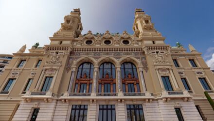 Façade Belle Époque du Casino de Monte-Carlo sur la place du Casino à Monaco